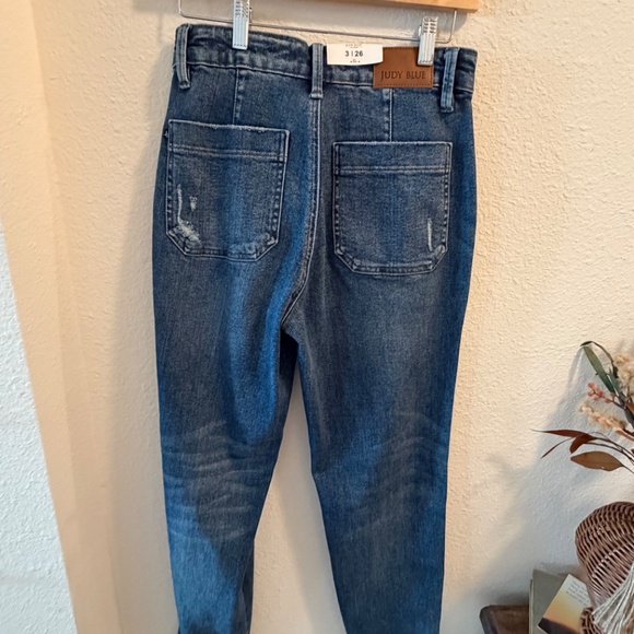 Judy Blue Dark Wash Jogger Jeans, Sz 3/26, NWT - Picture 4 of 9